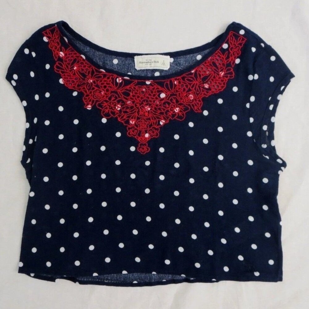 NEW Abercrombie Womens Crop Top Shirt Size Small Polka Dots Floral Embroidery